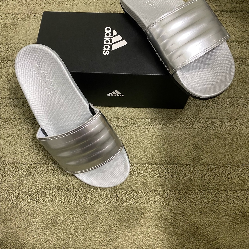 Adidas Adilette Comfort slides